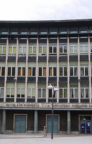 Escuela de Ingenieros J. Rafael Basterrechea 1958. Bilbao.